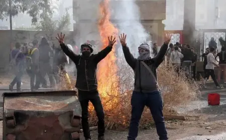 حرس ثوري في مصر: كيف كانت جماعة الإخوان المسلمين تخطط لإعادة هيكلة الجيش؟