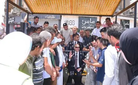 “وزير العمل يتفقد أماكن الانتظار الجديدة لعمال التراحيل في باب الشعرية: قعد مكانهم لتقديم الدعم اللازم”