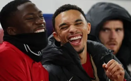 “كوناتي يثير قلق ليفربول: هل سيعيد تجربة أرنولد المثيرة؟”