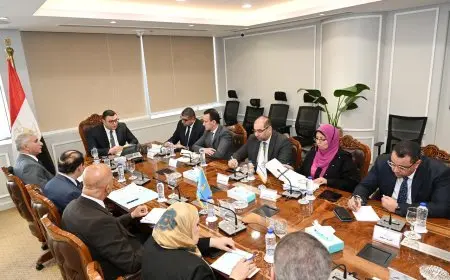 اجتماع تنسيقي لمتابعة آلية عمل وحدتي تنظيم السوق العقارية وتصدير العقارات: خطوات نحو تعزيز الشفافية والتنمية في القطاع العقاري