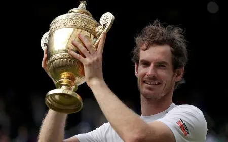 ويمبلدون تكرّم أندي موراي بنصب تذكاري رائع من تصميمه – نجم التنس يستحق الاحتفال!