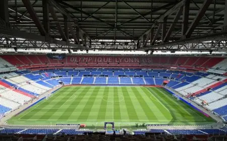 الرقابة المالية الفرنسية تُقلب الموازين: ليون يهبط إلى الدرجة الثانية!