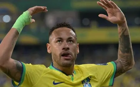 “نيمار يعلن بقائه في سانتوس: استمعت لنداء قلبي!”