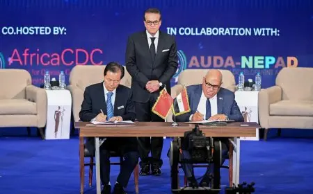 نائب رئيس الوزراء يشارك في توقيع عقد تأسيس الشركة العربية – الصينية الرائدة في مجال الصناعات الطبية