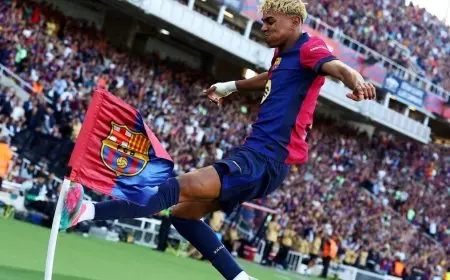هل يتمكن يامال من أن يكون “النجم القادم” في تاريخ برشلونة؟