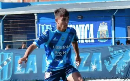 مأساة في عالم كرة القدم: وفاة اللاعب الأرجنتيني الشاب أثناء إجراء جراحة للركبة