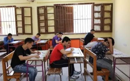 سؤال البقدونس يفجر الجدل بين طلاب الثانوية العامة والإجابة النهائية تثير دهشة الجميع