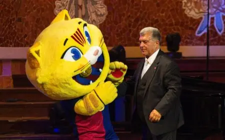 لابورتا يتصالح مع كومان ويواجه تحدي هجوم أتلتيك بلباو ضد برشلونة بشجاعة