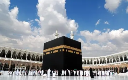 وزارة السياحة تعتمد 8 ضوابط جديدة لتنظيم موسم العمرة 1447 هـ