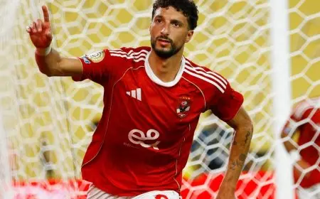 “مهاجم نيوم الجديد: منافسة مثيرة بين وسام أبو علي ولاكازيت!”