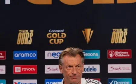 رونار يتنبأ بمباراة قوية أمام المكسيك ويتناول التحديات في المرحلة الانتقالية للفريق