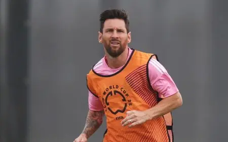 برشلونة يُسقط الديون المعلقة لميسي ونجومه السابقين والحاليين أخيراً!