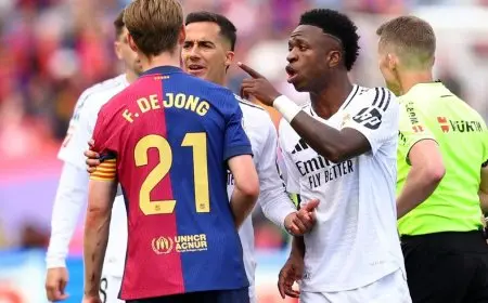 برشلونة يستخدم “عقد دي يونغ” كحل لتسجيل اللاعبين الجدد!