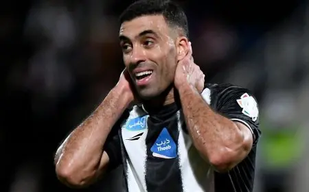 حمد الله يبارك لآسفي بفوزها بكأس المغرب: بداية موفقة نحو مزيد من الألقاب!