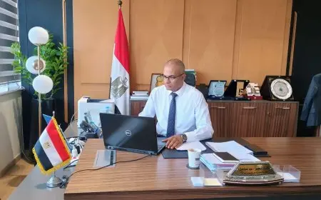نائب وزير الإسكان يراقب تقدم مشروعات مياه الشرب والصرف الصحي في محافظة المنيا