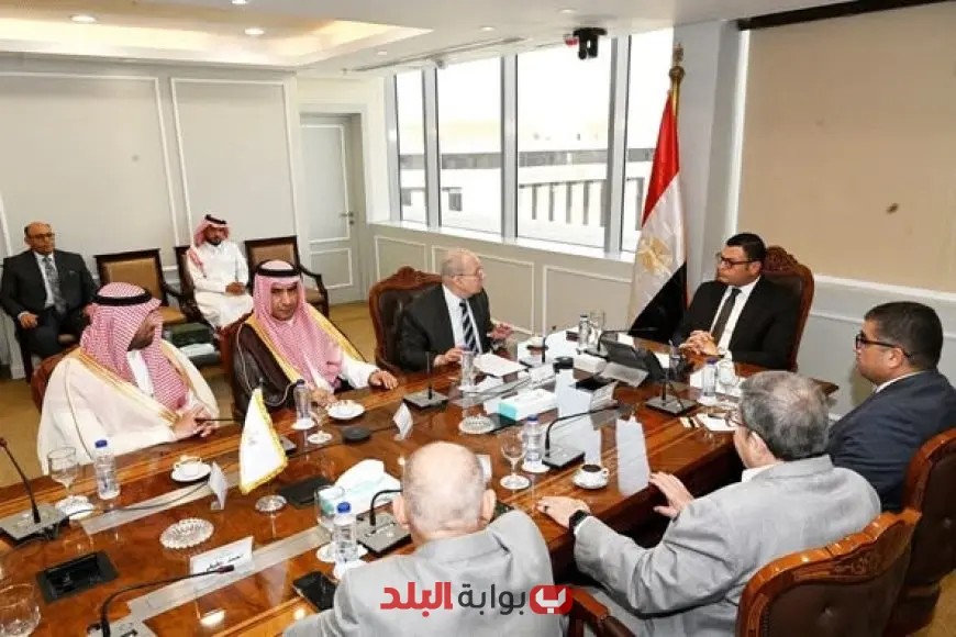 وزير الإسكان السعودي يؤكد على دعم المستثمرين وتسهيل التحديات في قطاع الإسكان