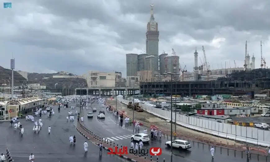 اعتقال 60 وافدًا أثناء محاولة التسلل عبر الطرق الصحراوية إلى مكة المكرمة