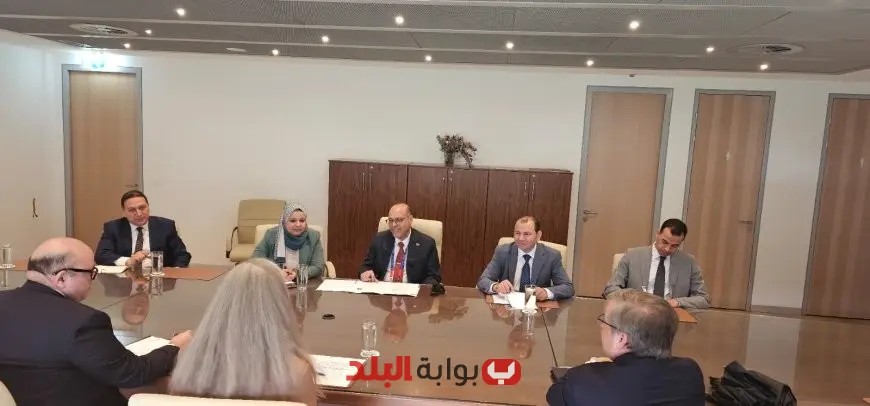 لقاء وزير العمل مع رئيس الاتحاد العالمي للتوظيف: تعزيز التعاون في مجالات التوظيف المشتركة