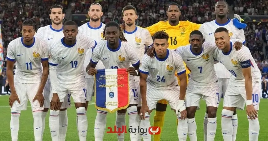 “اختراق مثير: تفاصيل حصرية من غرفة ملابس منتخب فرنسا واعترافات ديشان ومبابي”