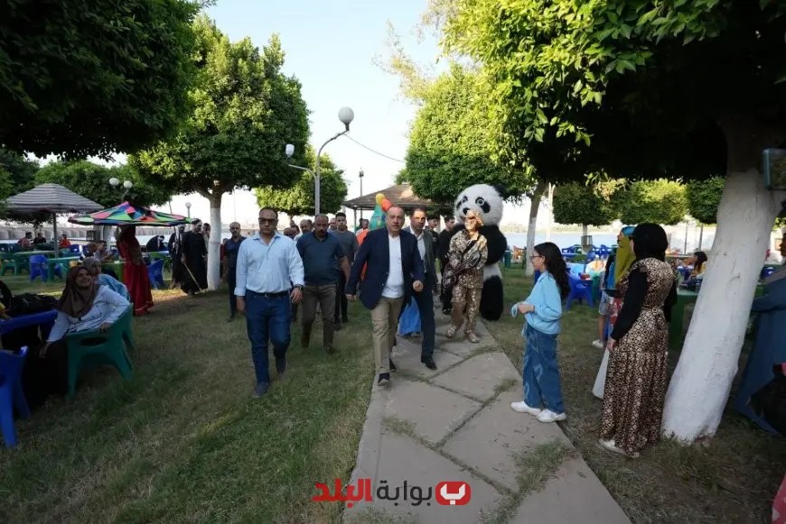 محافظ أسيوط يحتفل بعيد الأضحى مع المواطنين في نادي العاملين: أجواء من الفرح والبهجة