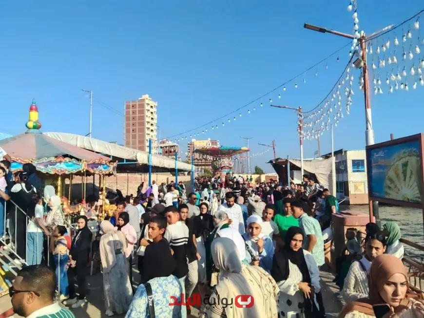 محافظ كفر الشيخ يشيد بتزايد عدد الزوار في حدائق الأسرة والرحلات النيلية خلال رابع أيام عيد الأضحى