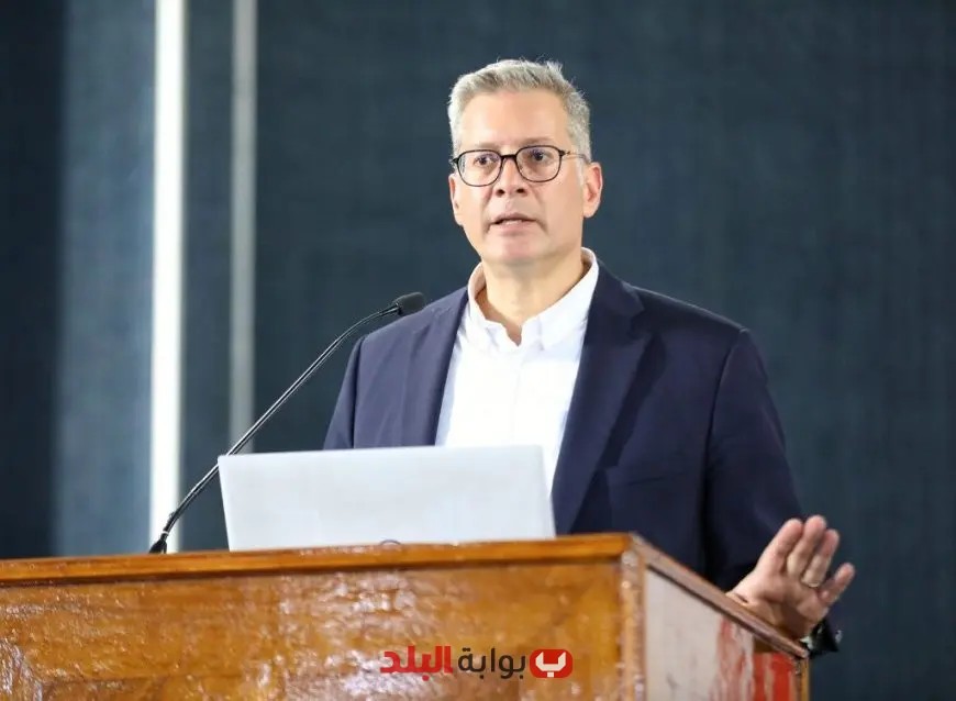 وزير البترول يُعزي أسرة البطل خالد شوقي في مصابهم الأليم
