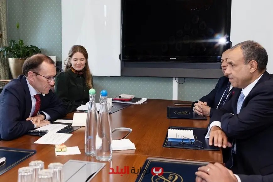 وزير الخارجية يبحث مع نظيره النرويجي في أوسلو تعزيز العلاقات الثنائية والقضايا الإقليمية الهامة