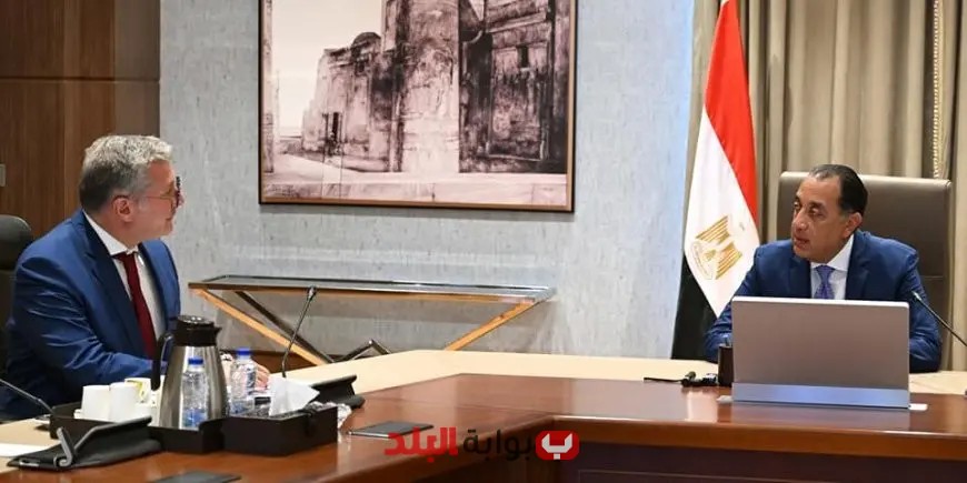 رئيس الوزراء يجتمع بوزير البترول لمناقشة الملفات الحيوية في قطاع الطاقة