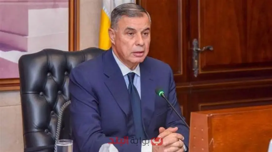 محافظ الإسكندرية يضبط جزارًا يبيع اللحوم بـ700 جنيه خلال جولة مفاجئة بحي المنتزه ويغلق 12 مقهى مخالفًا