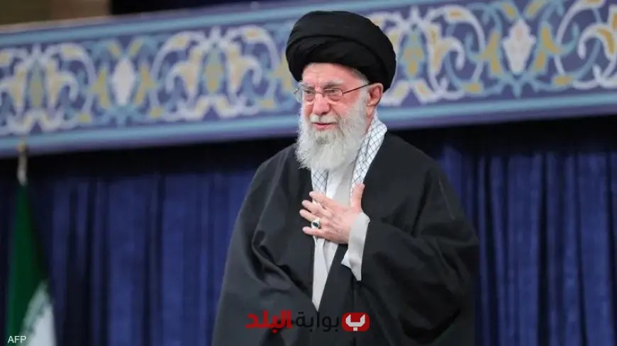 الخامنئي يوجه تهديداً لافتاً لإسرائيل بالعبرية: “فتحت على نفسها باب العذاب”