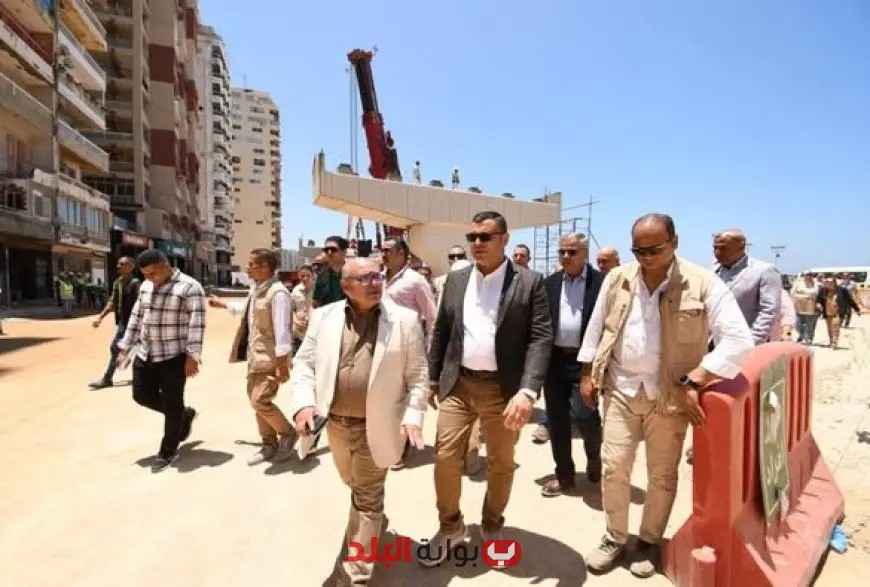 “وزير الإسكان ومحافظ الإسكندرية يقومان بجولة ميدانية لمتابعة تقدم مشروعات تطوير الكورنيش”