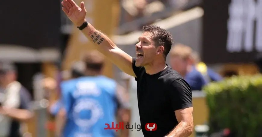 “سيميوني يفقد أعصابه بعد سقوط أتلتيكو ويستاء من حديث التحكيم الممل!”