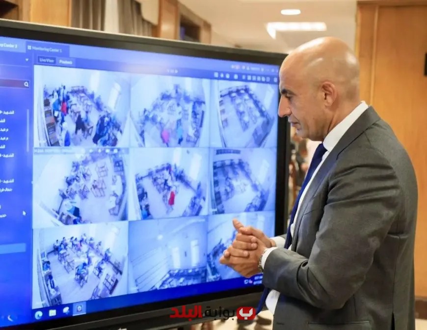 وزير التربية والتعليم يتابع امتحانات الثانوية العامة يومياً من غرفة العمليات المركزية باستخدام كاميرات المراقبة لضمان سير العملية التعليمية بسلاسة