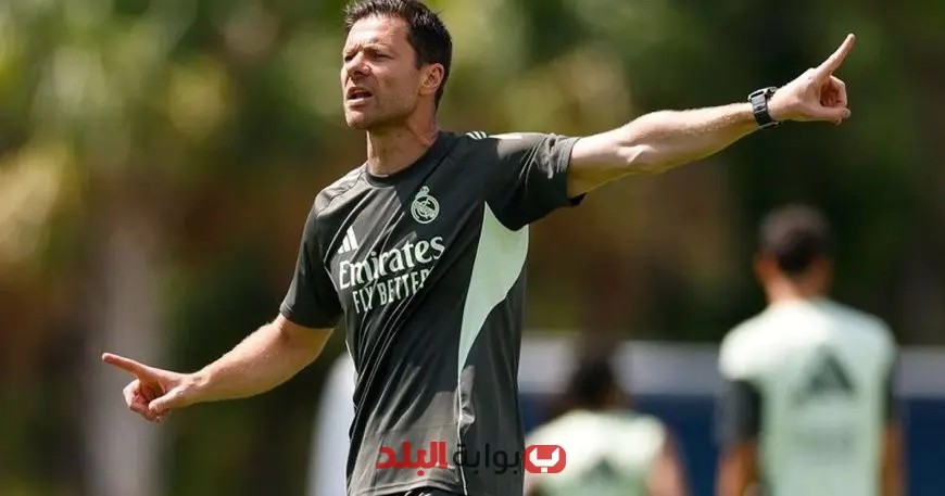 تشابي ألونسو يُشيد بالهلال: منافس قوي ومدرب من الطراز الرفيع!