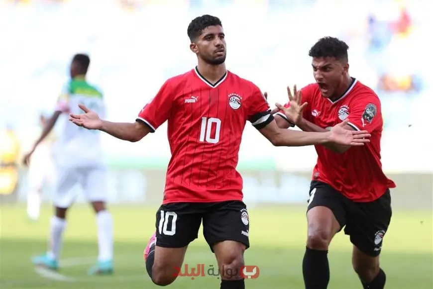 عملاق فرنسا يسعى لضم نجم منتخب مصر بـ 2 مليون دولار في صفقة قد تُحدث ضجة