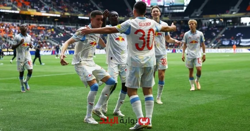 “بعد التوقف لمدة 90 دقيقة: سالزبورغ يتغلب ويعتلي قمة مجموعة الهلال وريال!”