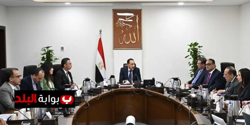 رئيس الوزراء يناقش فرص وتحديات صناعة السكر في اجتماع هام لتحفيز النمو الاقتصادي