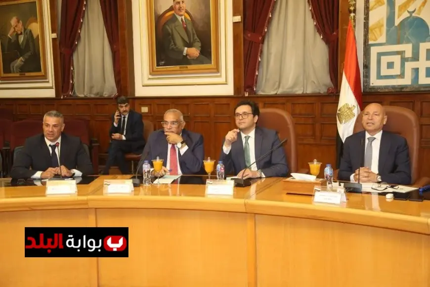 وزير الثقافة يلتقي محافظ القاهرة لاستعادة تألق العاصمة الثقافية ودعم إحياء منطقة المسارح بالعتبة