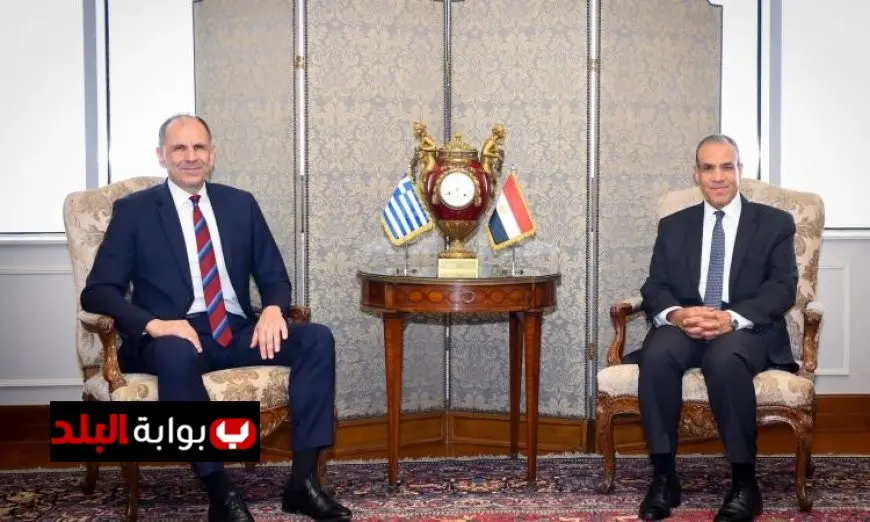 وزير الخارجية يتناول مع نظيره اليوناني تعزيز العلاقات الثنائية وآخر تطورات الأوضاع في المنطقة