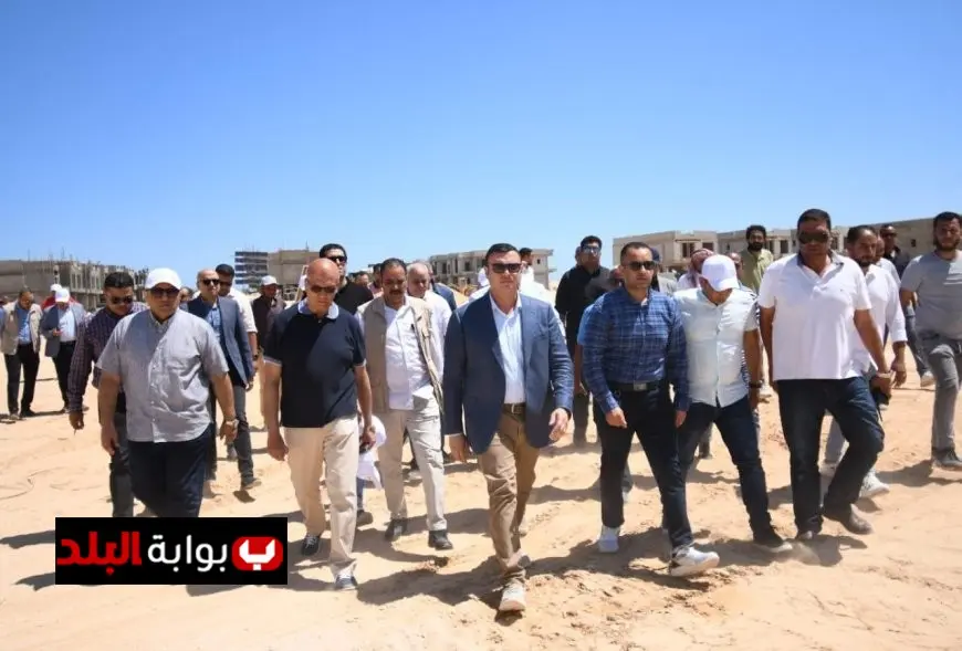 “وزير الإسكان يعاين مشروع بحيرات نيو مارينا الرائع في الساحل الشمالي”