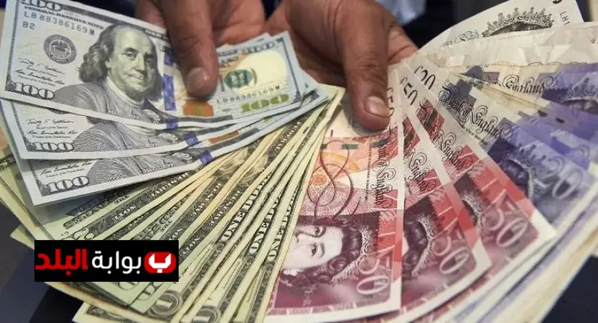 هبوط الدولار الأمريكي إلى أدنى مستوى له منذ أبريل 2025: ما الأسباب وراء ذلك؟
