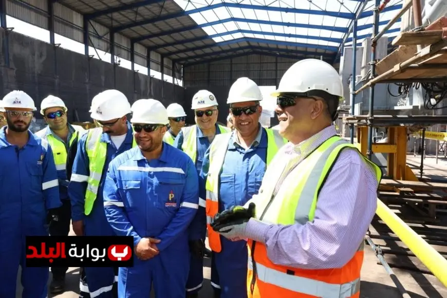 “الرئيس التنفيذي لهيئة البترول يقوم بجولة تفقدية لأرصفة ميناء الدخيلة وجونة البترول”