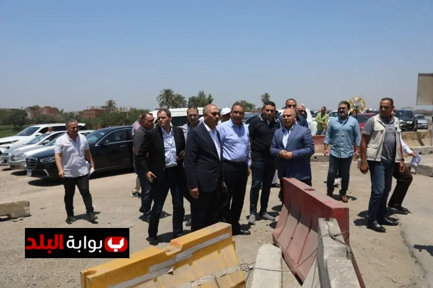 وزير النقل كامل الوزير يقدم تعازيه القلبية لأسر ضحايا حادث الطريق الإقليمي ويعبر عن تضامنه معهم