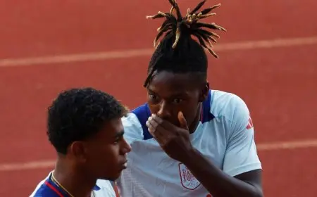 “برشلونة يقدم عرض إنقاذ لنيكو ويليامز: اغتنم الفرصة وقرر مغادرتك!”