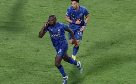 كوليبالي: الهلال يُبهر بسطوعه أمام واحد من أفضل أندية العالم