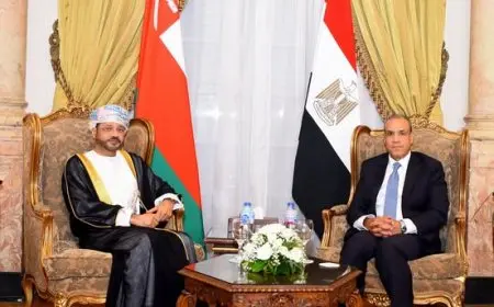 وزير الخارجية والهجرة يستقبل نظيره العماني لترؤس أعمال اللجنة المشتركة في القاهرة: تعزيز التعاون الثنائي بين البلدين