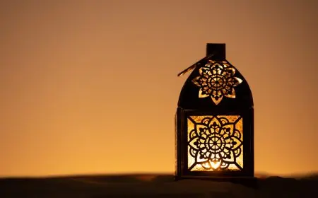 “اكتشف أسباب صيام يوم عاشوراء وفضله العظيم: لماذا يعتبر هذا اليوم مميزاً؟”