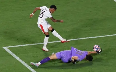 الحضري يثني على الحارس المغربي بونو ويكشف عن أفضل حارسين في الوطن العربي!