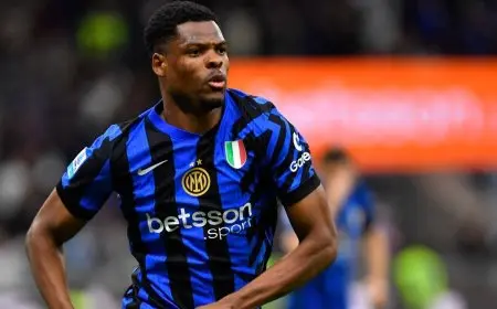 فرصة ذهبية لبرشلونة لضم دومفريس: قرار سريع هو المفتاح!