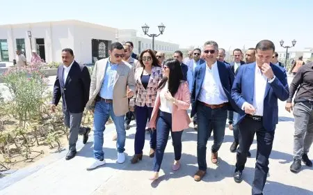 وزير الإسكان ووزيرة التخطيط يتفقدان المدينة التراثية بالعلمين الجديدة ضمن جولة ميدانية مثيرة